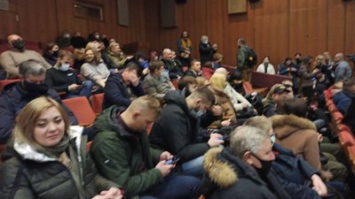 В Києві презентували фільм про чотирьох кіборгів з Тернопільщини В Києві презентували фільм про чотирьох кіборгів з Тернопільщини