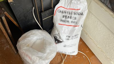 Фото з обшуків Фото з обшуків