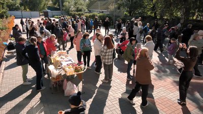 На шкільному ярмарку у Черкасах зібрали 60 тисяч гривень На шкільному ярмарку у Черкасах зібрали 60 тисяч гривень