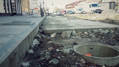 Площу Петефі в Ужгороді дороблять до кінця року, — Богдан Андріїв Площу Петефі в Ужгороді дороблять до кінця року, — Богдан Андріїв