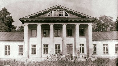 Пам'ятки та пам'ятники Чернігівщини. Вознесенська церква і площа Пам'ятки та пам'ятники Чернігівщини. Вознесенська церква і площа