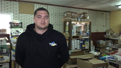 У "Волонтерському штабі допомоги" на Житомирщині роздали понад дві тисячі продуктових наборів У "Волонтерському штабі допомоги" на Житомирщині роздали понад дві тисячі продуктових наборів