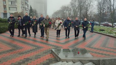 У Черкасах вшанували полеглих учасників Революції Гідності У Черкасах вшанували полеглих учасників Революції Гідності