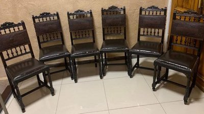 Краєзнавому музею передали стільці ХІХ-початку ХХ століття