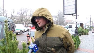 У Житомирі почали працювати ялинкові базари У Житомирі почали працювати ялинкові базари