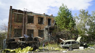 Близько половини людей вивезли до Росії — прокуратура про деокуповані Липці на Харківщині Близько половини людей вивезли до Росії — прокуратура про деокуповані Липці на Харківщині