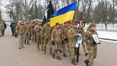 На Чернігівщині попрощалися з трьома бійцями На Чернігівщині попрощалися з трьома бійцями