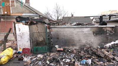 "Це все дєрьмо не варте того", або що відомо про пожежу на Дворецькій