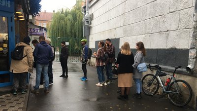 "Велосипедом на роботу": у Полтаві влаштували акцію, де пригощали напоями та збирали гроші для ЗСУ "Велосипедом на роботу": у Полтаві влаштували акцію, де пригощали напоями та збирали гроші для ЗСУ