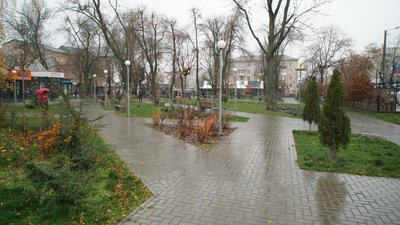У Кропивницькому сквер "Центральний" передали у комунальну власність
