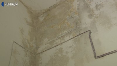 У дитсадку на Черкащині протікає дах