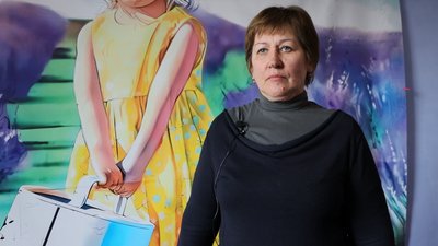 “Вперше – більшість плаче”. На Дніпропетровщині працює кімната психологічного розвантаження для переселенців з Авдіївки “Вперше – більшість плаче”. На Дніпропетровщині працює кімната психологічного розвантаження для переселенців з Авдіївки