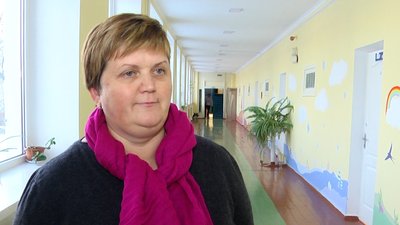 Хібукі-терапія: як собака-обіймака у Житомирі допомагає дітям впоратися зі стресом від війни Хібукі-терапія: як собака-обіймака у Житомирі допомагає дітям впоратися зі стресом від війни