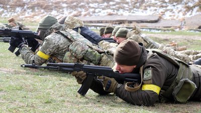 Волинські прикордонники пройшли курс командирів бойової групи від полковника фінської армії