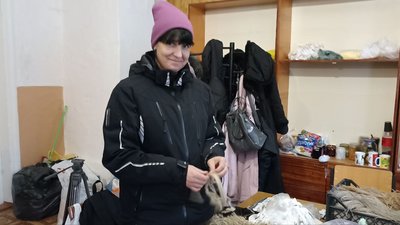 Сітки та кікімори: як волонтери Радомишля на Житомирщині допомагають військовим ЗСУ Сітки та кікімори: як волонтери Радомишля на Житомирщині допомагають військовим ЗСУ