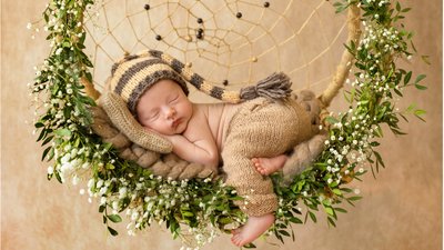 У Чернівцях фотографка знімкує новонароджених дітей, яким п'ять днів. СУСПІЛЬНЕ | ЛЮДИ