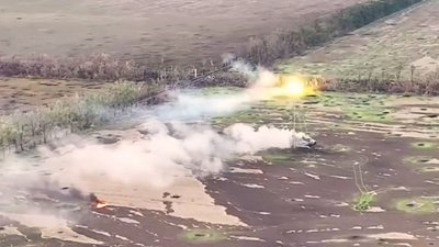 Миколаївські десантники знищили російську техніку з екіпажами Миколаївські десантники знищили російську техніку з екіпажами