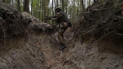 Тримали оборону на Донбасі — тепер навчаються штурму. На Київщині тренуються нацгвардійці для звільнення територій