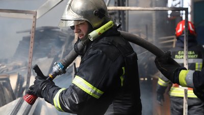 "Найскладніше – шукати людей під завалами". Історія рятувальника з Дніпра Ігоря Гетала