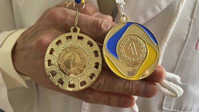 Два рекорди у категорії "Мастерс". Херсонський лікар став чемпіоном України з плавання Два рекорди у категорії "Мастерс". Херсонський лікар став чемпіоном України з плавання