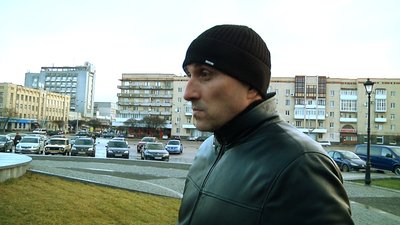 У Житомирі на майдані Соборному прапор, який порвався, не замінили У Житомирі на майдані Соборному прапор, який порвався, не замінили