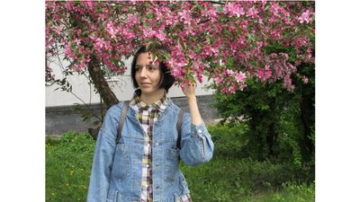 Як учителька образотворчого мистецтва з Луганщини стала продавати NFT для ЗСУ Як учителька образотворчого мистецтва з Луганщини стала продавати NFT для ЗСУ