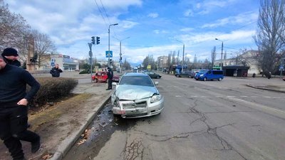 В аварії у Миколаєві травмувалися двоє пенсіонерів