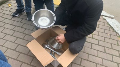 Франківські ресторатори продовжують протестувати проти введення карантину "вихідного дня" Франківські ресторатори продовжують протестувати проти введення карантину "вихідного дня"