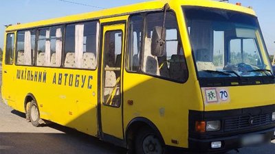 Водій шкільного автобуса, якого спіймали п'яним за кермом на Волині, звільнився