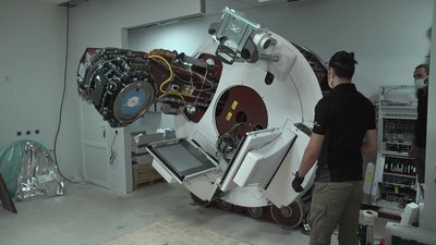 Єдиний на Сході України: на Донеччині встановлюють радіологічний апарат для лікування онкохворих Єдиний на Сході України: на Донеччині встановлюють радіологічний апарат для лікування онкохворих