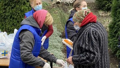 У Тернополі відбувається акція "Нагодуй бідного"