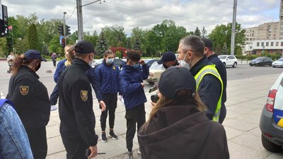 У Тернополі біля облдержадміністрації відбулася акція "Єрмак Стоп!"» У Тернополі біля облдержадміністрації відбулася акція "Єрмак Стоп!"»