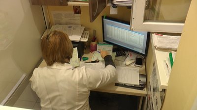 У Франківську лікарняних листків вистачить на півтора місяця