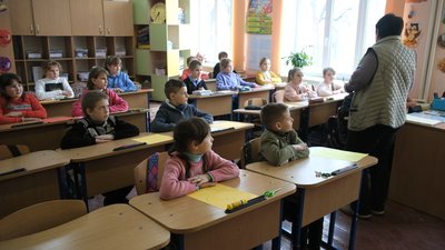 "Із спецінтернату у місцеву школу". Історія Віталія Маланюка з Вінниччини "Із спецінтернату у місцеву школу". Історія Віталія Маланюка з Вінниччини