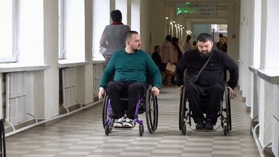 інструктори інструктори