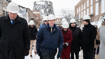 Американські сенатори ТЕЦ