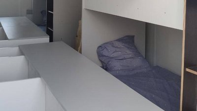 У Горенці на Київщині встановлюють модульні будинки У Горенці на Київщині встановлюють модульні будинки