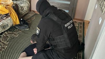Закарпатець, якого підозрюють в незаконному переправленні людей через кордон, — під вартою