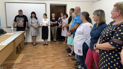 У Полтаві вручили сертифікати першій групі водіїв тролейбусів У Полтаві вручили сертифікати першій групі водіїв тролейбусів