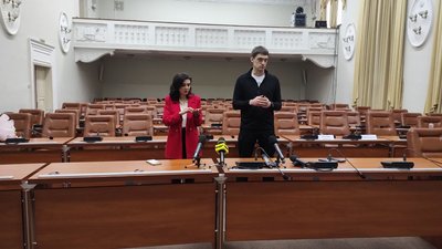"У мене не буде таких повноважень, як були в попереднього секретаря міськради": Регіна Харченко про майбутні обов'язки "У мене не буде таких повноважень, як були в попереднього секретаря міськради": Регіна Харченко про майбутні обов'язки