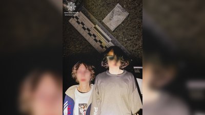 Патрульні під час комендантської години виявили в неповнолітнього наркотики