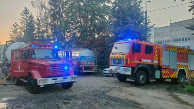 У Тернополі горів склад комбайнового заводу У Тернополі горів склад комбайнового заводу