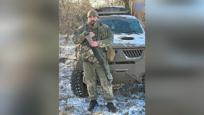 Евакуював людей, був поранений, але повернувся в стрій. Настоятель храму воює на передовій Евакуював людей, був поранений, але повернувся в стрій. Настоятель храму воює на передовій