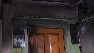 У Харкові правоохоронці розслідують справу про пожежу у 10-поверхівці