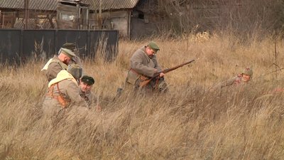 У селі Базар на Житомирщині відтворили події бою між армією УНР та більшовиками У селі Базар на Житомирщині відтворили події бою між армією УНР та більшовиками