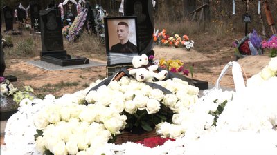Знайшли мертвими після ДТП: деталі загибелі двох людей на Рівненщині