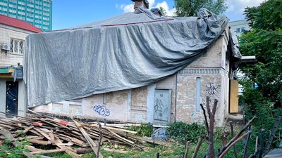 У Протасовому Яру почали демонтаж історичної будівлі
