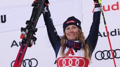 Гірськолижниця Мікейла Шиффрін після перемоги в Жіночій ночі слалому у Флахау