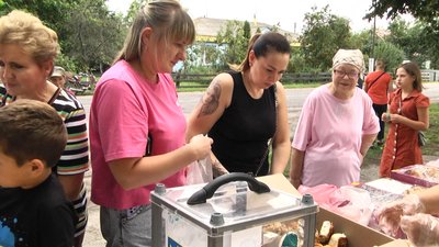 У селі Ходорків на Житомирщині організували ярмарок на підтримку української армії У селі Ходорків на Житомирщині організували ярмарок на підтримку української армії