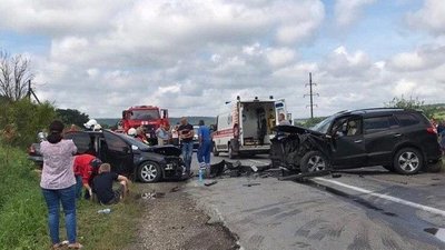 В аварії на Івано-Франківщині травмувалися двоє людей з Тернопільщини В аварії на Івано-Франківщині травмувалися двоє людей з Тернопільщини